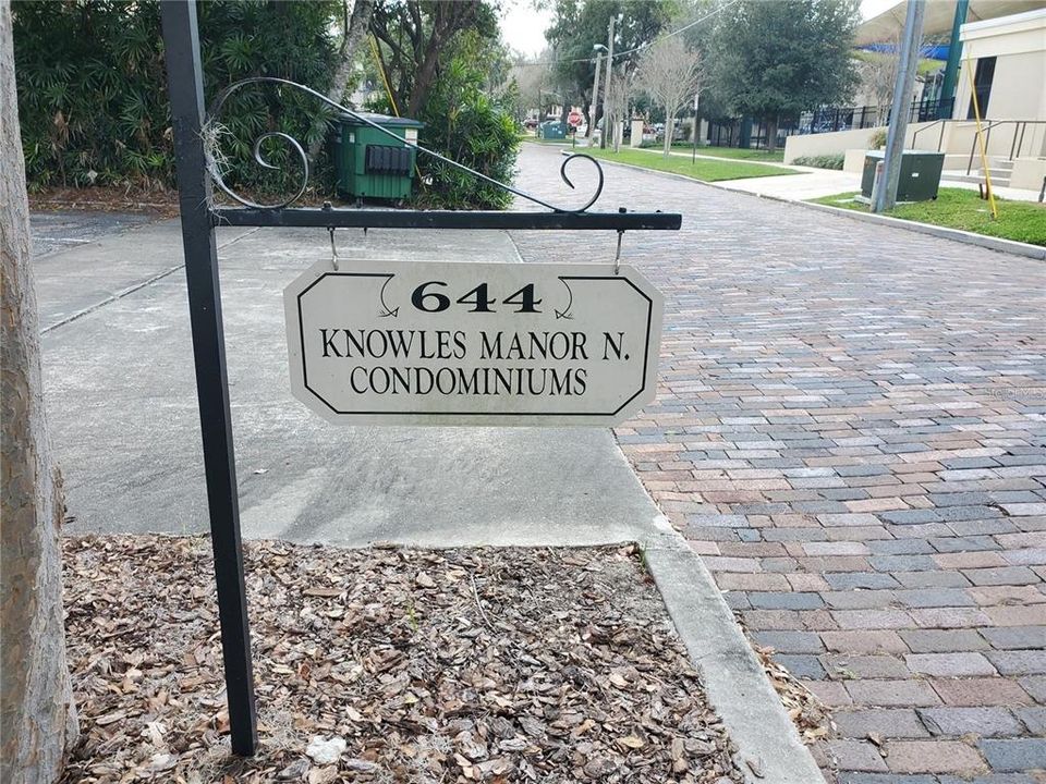 For Sale: $475,000 (1 beds, 1 baths, 767 Square Feet)