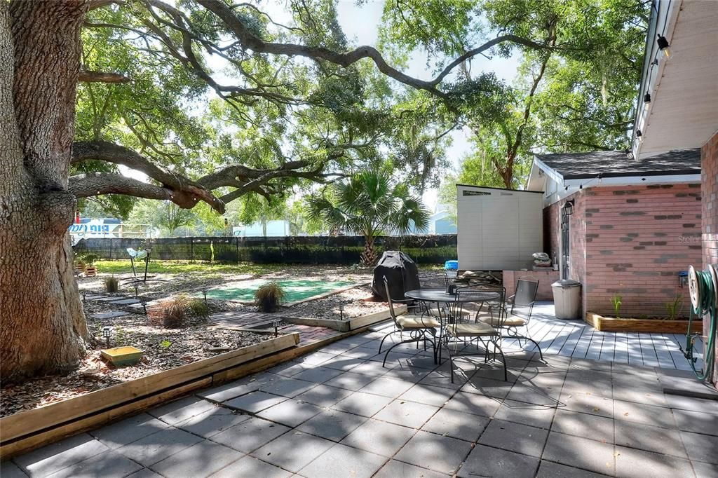 En Venta: $449,000 (4 camas, 3 baños, 2423 Pies cuadrados)