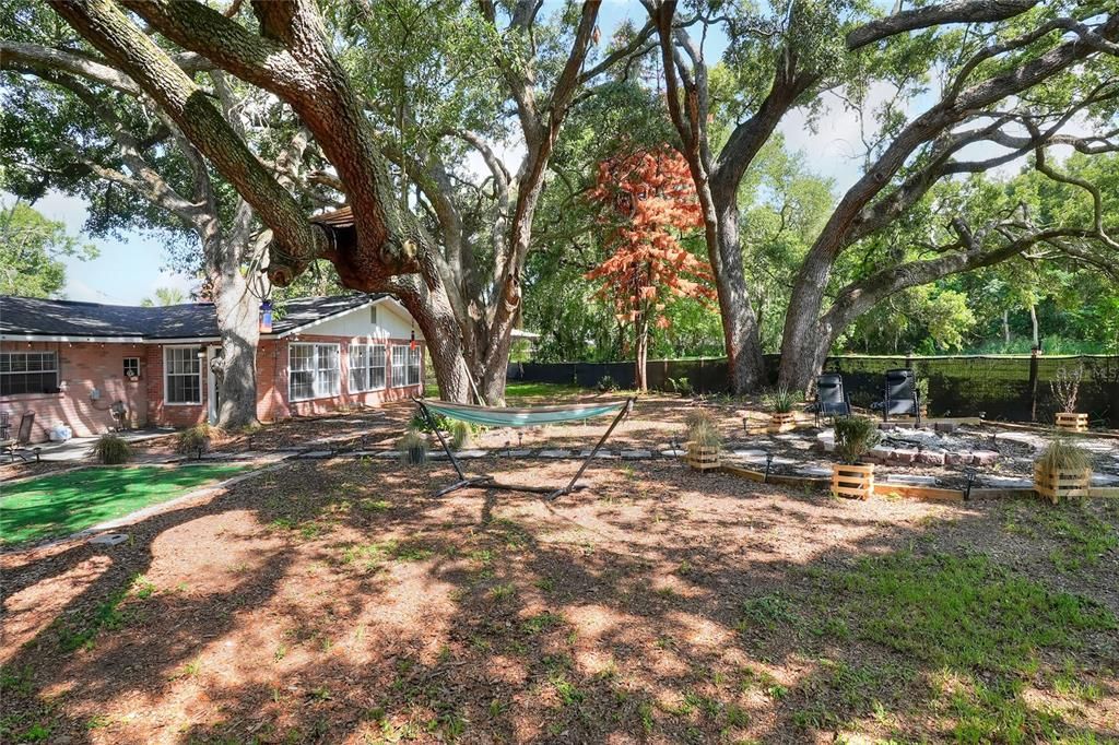 En Venta: $449,000 (4 camas, 3 baños, 2423 Pies cuadrados)