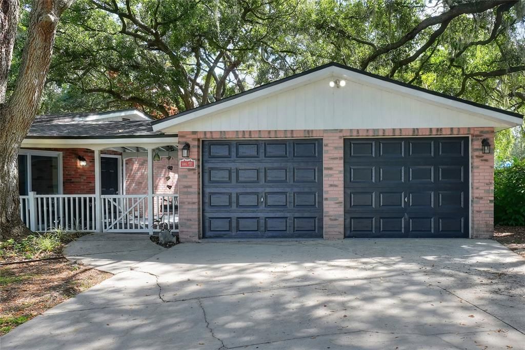 En Venta: $449,000 (4 camas, 3 baños, 2423 Pies cuadrados)