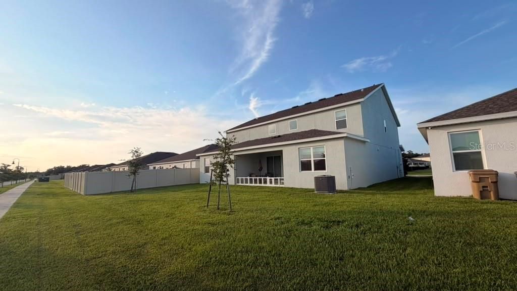 В аренду: $3,290 (5 спален, 3 ванн, 3800 Квадратных фут)