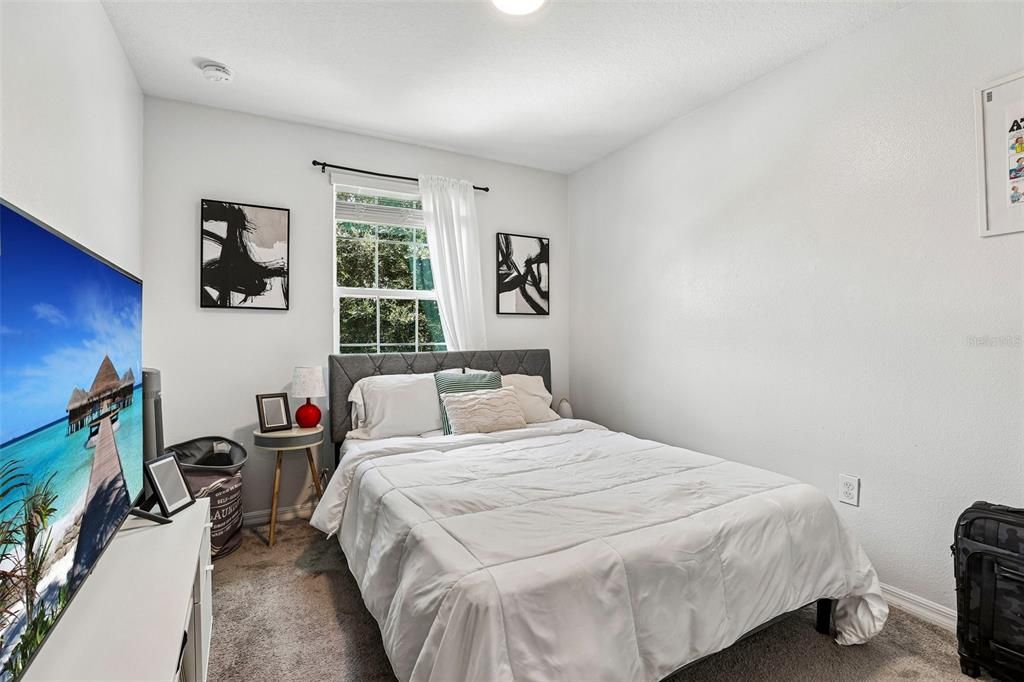En Venta: $345,000 (3 camas, 2 baños, 1359 Pies cuadrados)