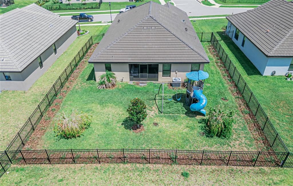 En Venta: $419,900 (4 camas, 3 baños, 2200 Pies cuadrados)