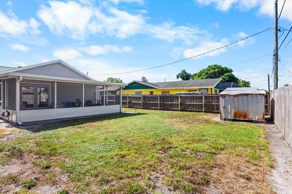 En Venta: $299,900 (2 camas, 1 baños, 864 Pies cuadrados)