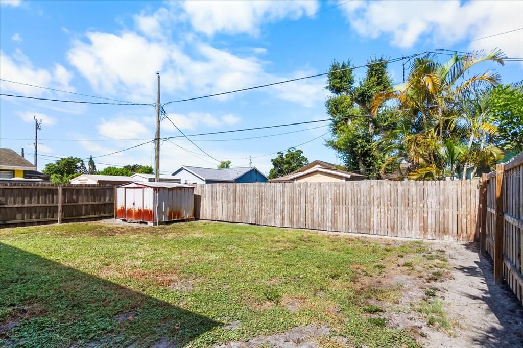 En Venta: $299,900 (2 camas, 1 baños, 864 Pies cuadrados)