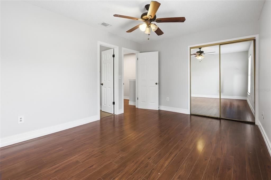 В аренду: $1,795 (2 спален, 2 ванн, 1104 Квадратных фут)