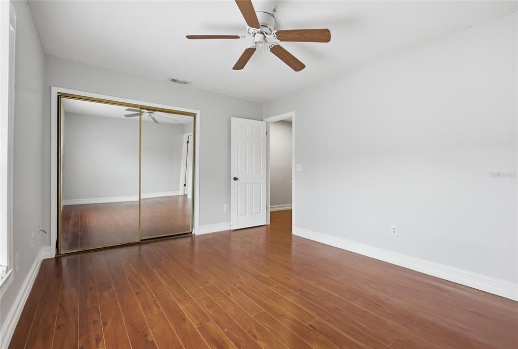 В аренду: $1,795 (2 спален, 2 ванн, 1104 Квадратных фут)