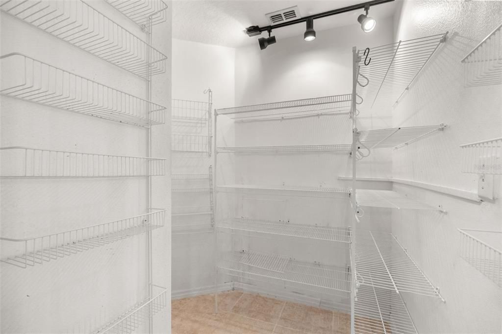 На продажу: $450,000 (3 спален, 2 ванн, 1749 Квадратных фут)