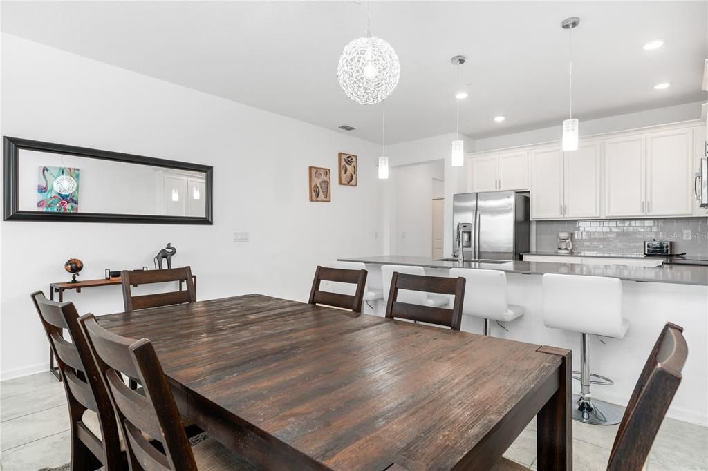 For Sale: $369,000 (3 beds, 2 baths, 1787 Square Feet)