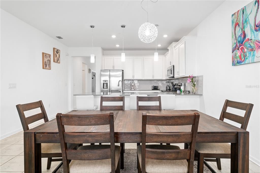 For Sale: $369,000 (3 beds, 2 baths, 1787 Square Feet)