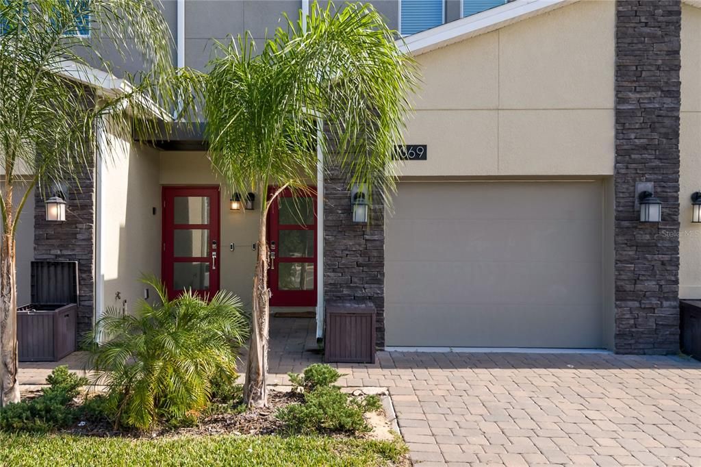 For Sale: $369,000 (3 beds, 2 baths, 1787 Square Feet)