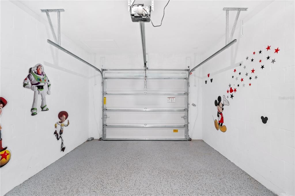 For Sale: $369,000 (3 beds, 2 baths, 1787 Square Feet)