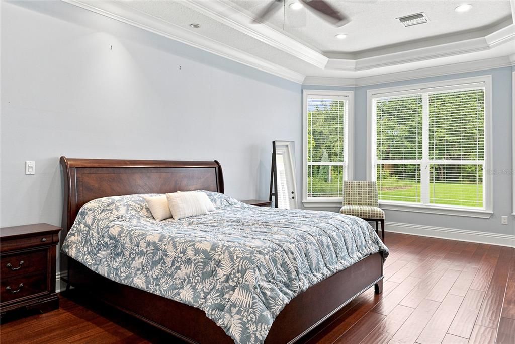 For Sale: $1,300,000 (5 beds, 4 baths, 4459 Square Feet)