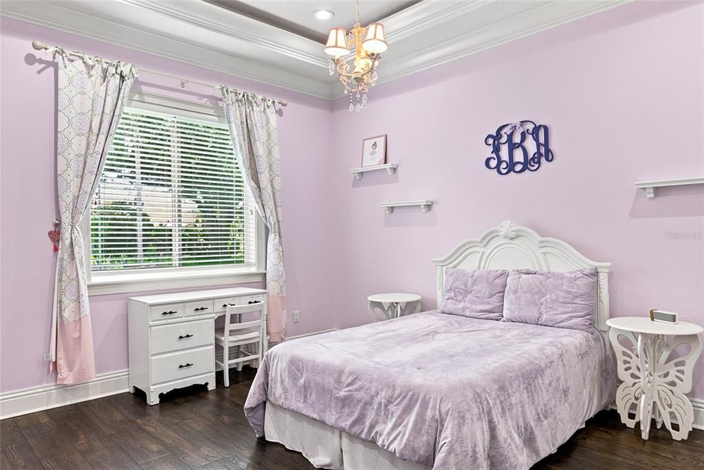 For Sale: $1,300,000 (5 beds, 4 baths, 4459 Square Feet)