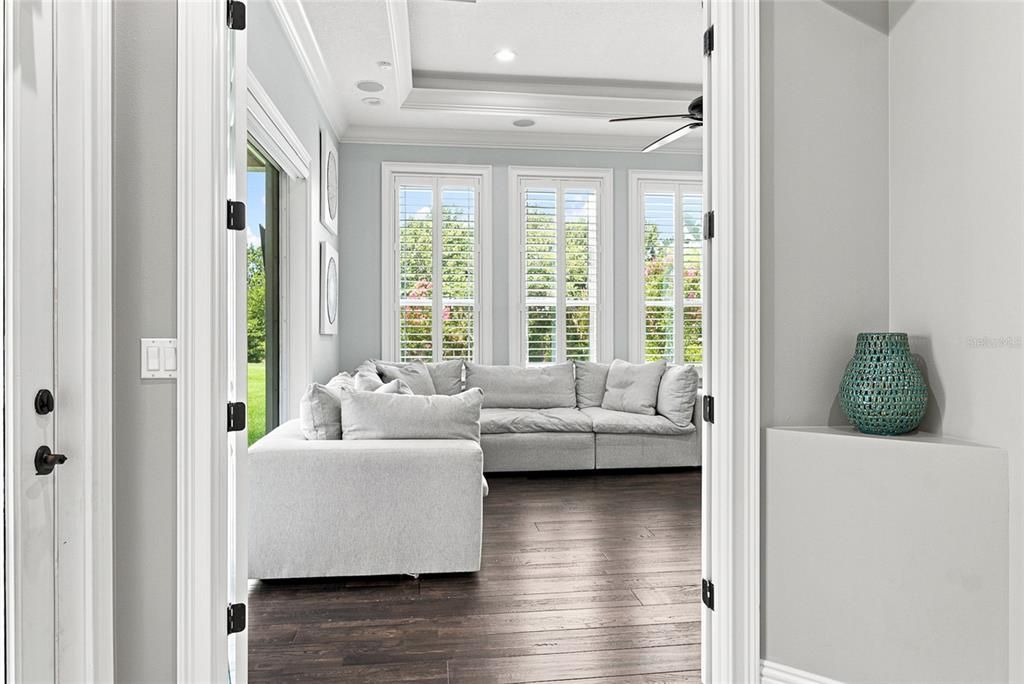 For Sale: $1,300,000 (5 beds, 4 baths, 4459 Square Feet)