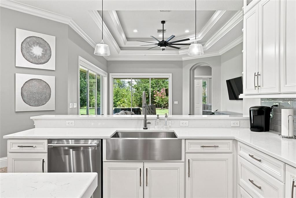For Sale: $1,300,000 (5 beds, 4 baths, 4459 Square Feet)