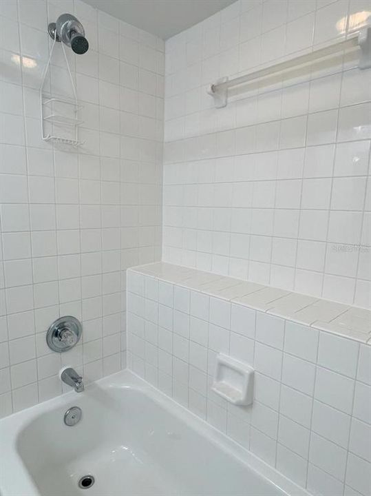 En Venta: $322,000 (2 camas, 2 baños, 1073 Pies cuadrados)
