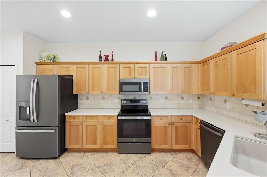 En Venta: $425,000 (3 camas, 2 baños, 1660 Pies cuadrados)