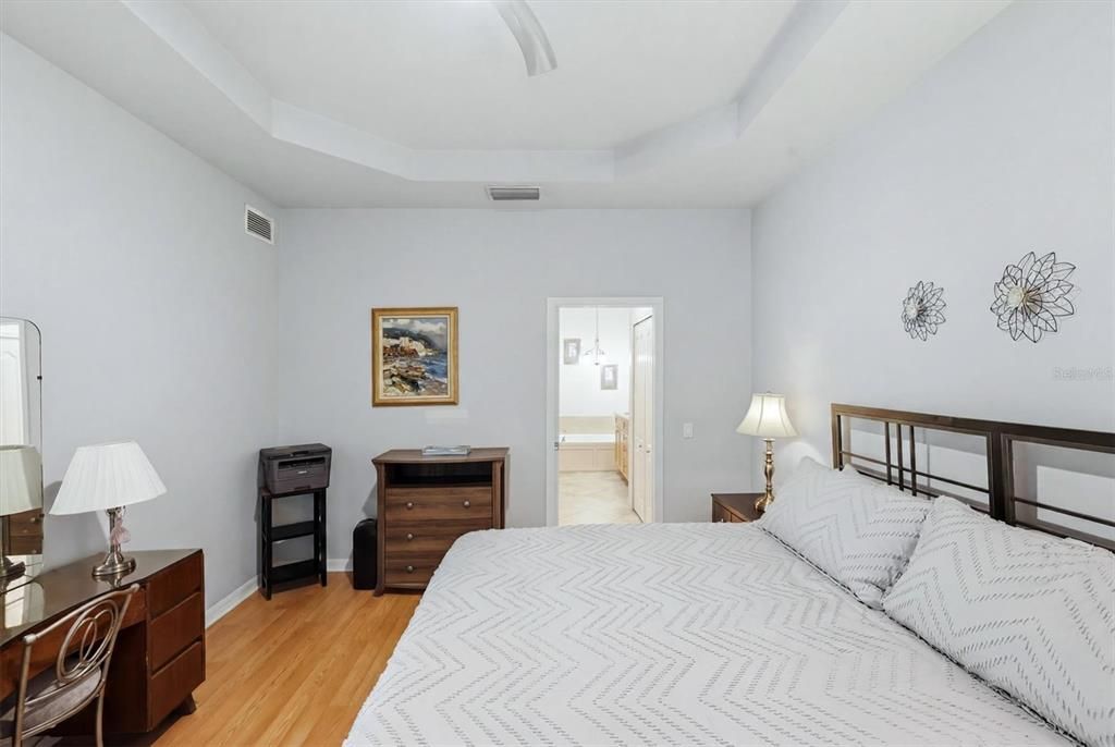 En Venta: $425,000 (3 camas, 2 baños, 1660 Pies cuadrados)