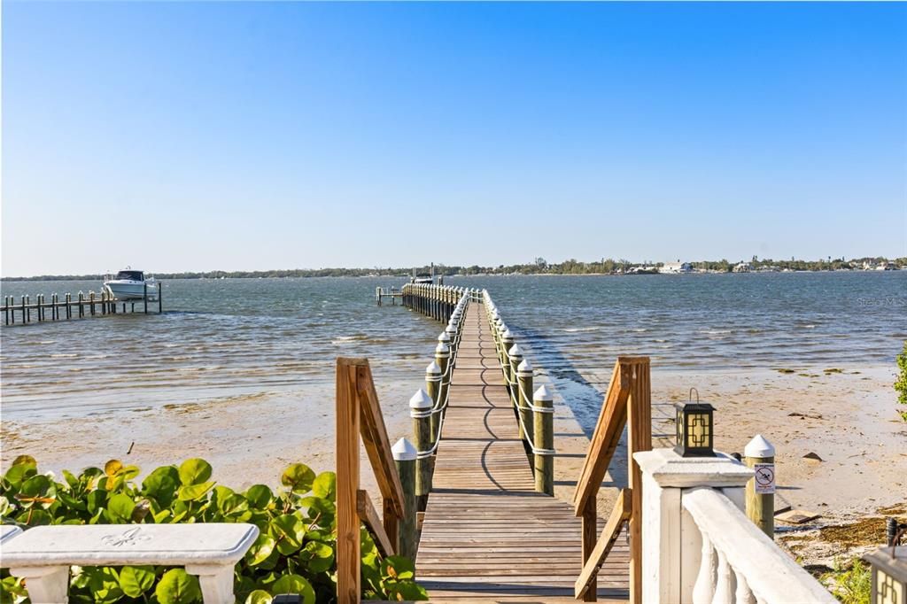 For Sale: $6,577,777 (4 beds, 5 baths, 11911 Square Feet)