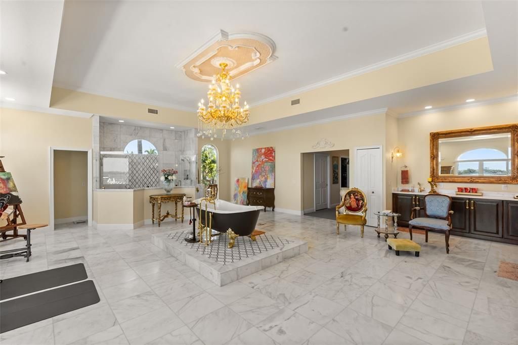 For Sale: $6,577,777 (4 beds, 5 baths, 11911 Square Feet)
