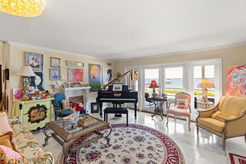 For Sale: $6,577,777 (4 beds, 5 baths, 11911 Square Feet)