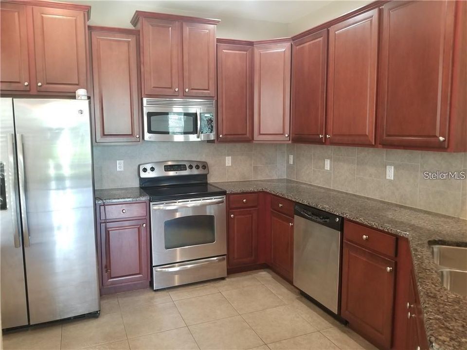 В аренду: $2,895 (3 спален, 2 ванн, 1480 Квадратных фут)