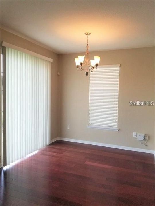 В аренду: $2,895 (3 спален, 2 ванн, 1480 Квадратных фут)