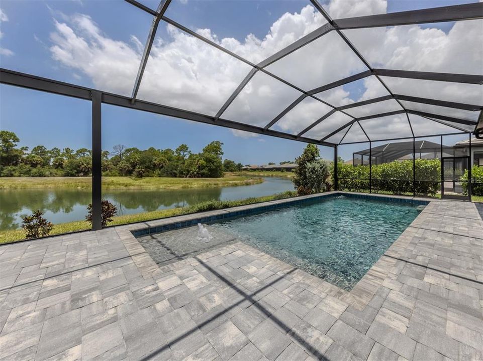 En Venta: $899,900 (4 camas, 3 baños, 3021 Pies cuadrados)