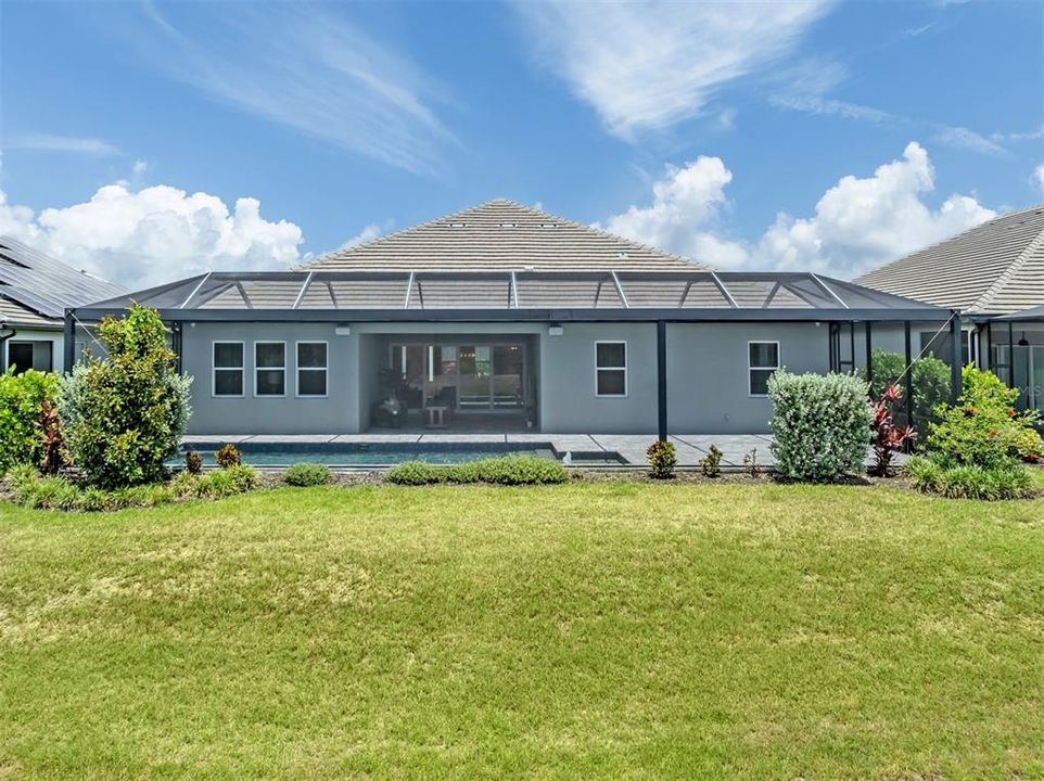 En Venta: $899,900 (4 camas, 3 baños, 3021 Pies cuadrados)