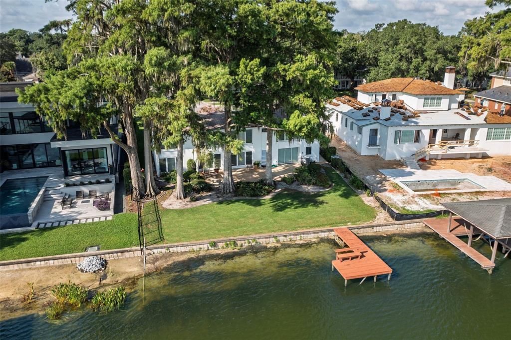 En Venta: $2,695,000 (0.32 acres)