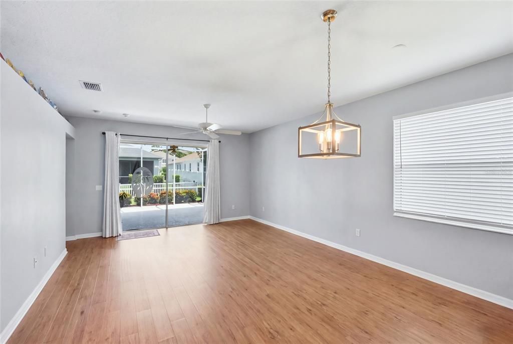 For Sale: $479,000 (3 beds, 2 baths, 2137 Square Feet)