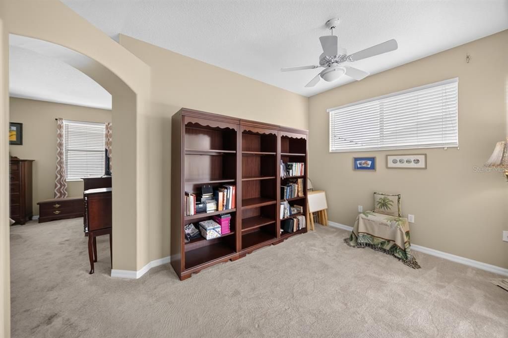 For Sale: $479,000 (3 beds, 2 baths, 2137 Square Feet)