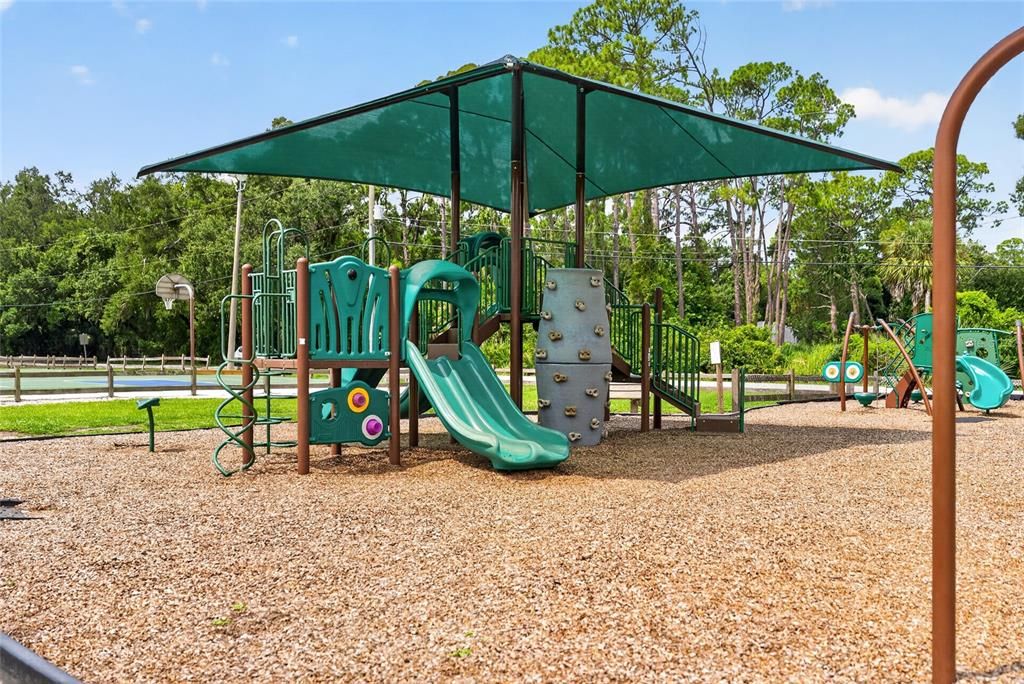 For Sale: $479,000 (3 beds, 2 baths, 2137 Square Feet)