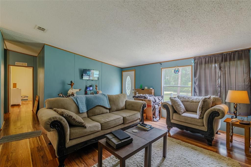 For Sale: $250,000 (4 beds, 2 baths, 2180 Square Feet)
