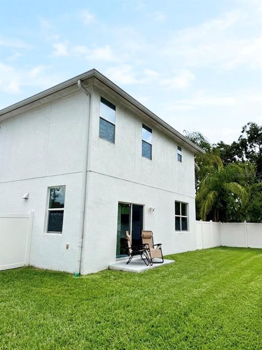 На продажу: $549,999 (4 спален, 2 ванн, 1868 Квадратных фут)