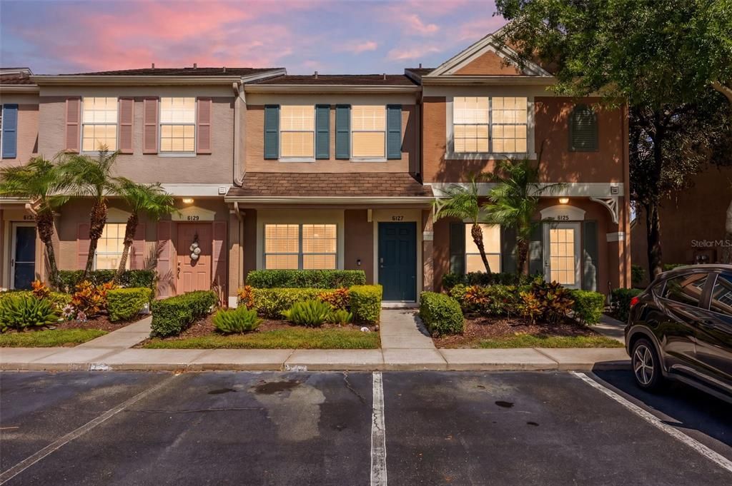 For Rent: $2,200 (2 beds, 1 baths, 1184 Square Feet)