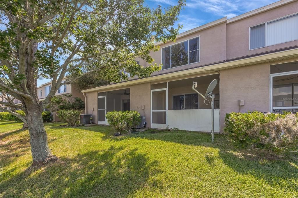 For Rent: $2,200 (2 beds, 1 baths, 1184 Square Feet)