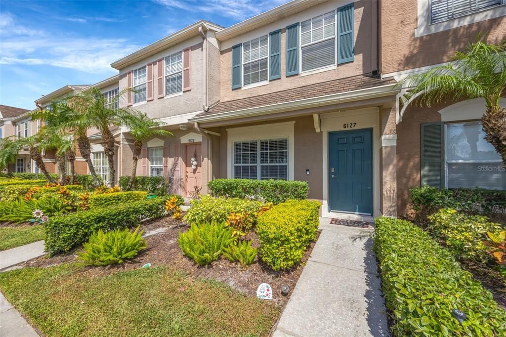 For Rent: $2,200 (2 beds, 1 baths, 1184 Square Feet)