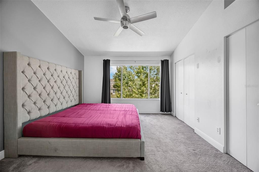 For Rent: $2,200 (2 beds, 1 baths, 1184 Square Feet)