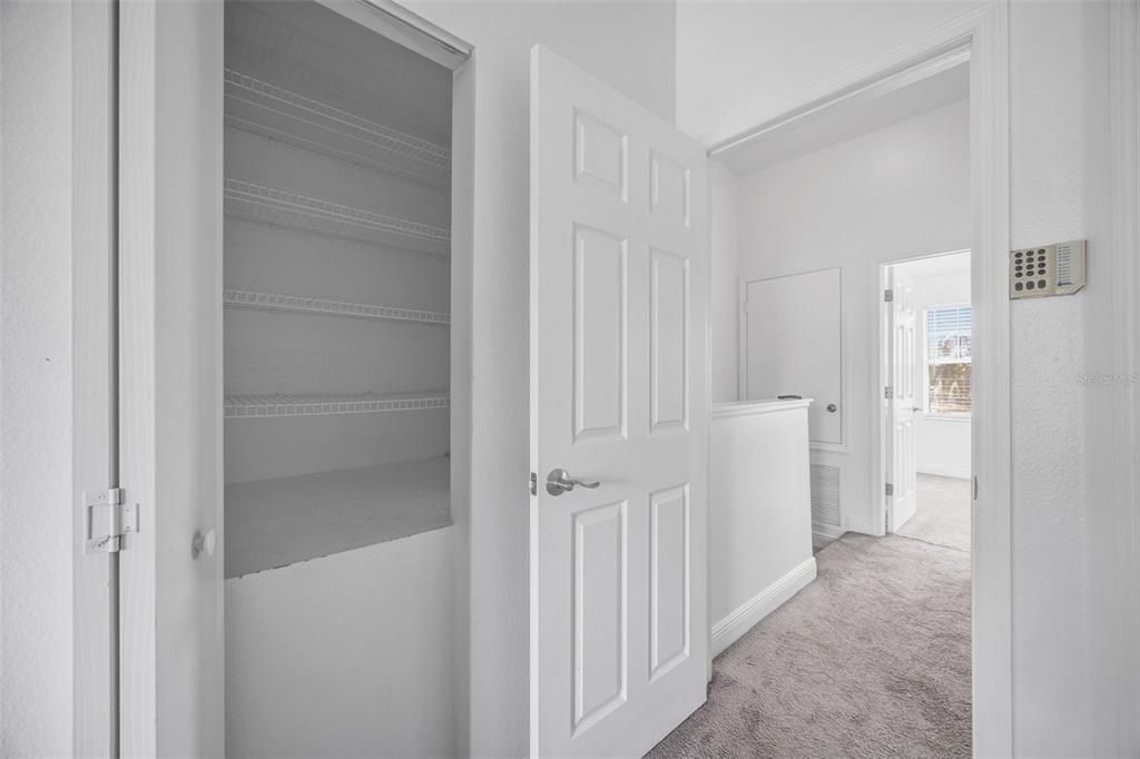 For Rent: $2,200 (2 beds, 1 baths, 1184 Square Feet)