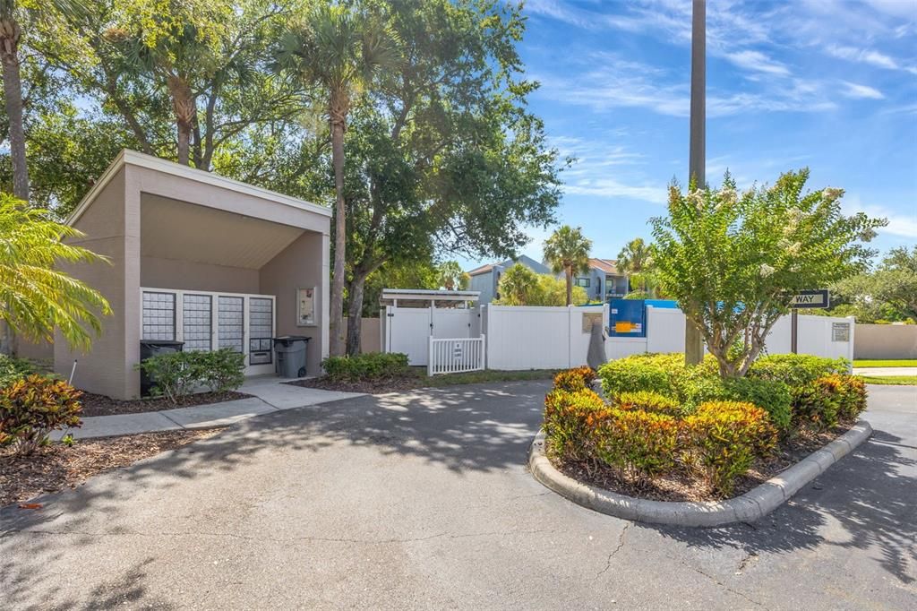 For Rent: $2,200 (2 beds, 1 baths, 1184 Square Feet)