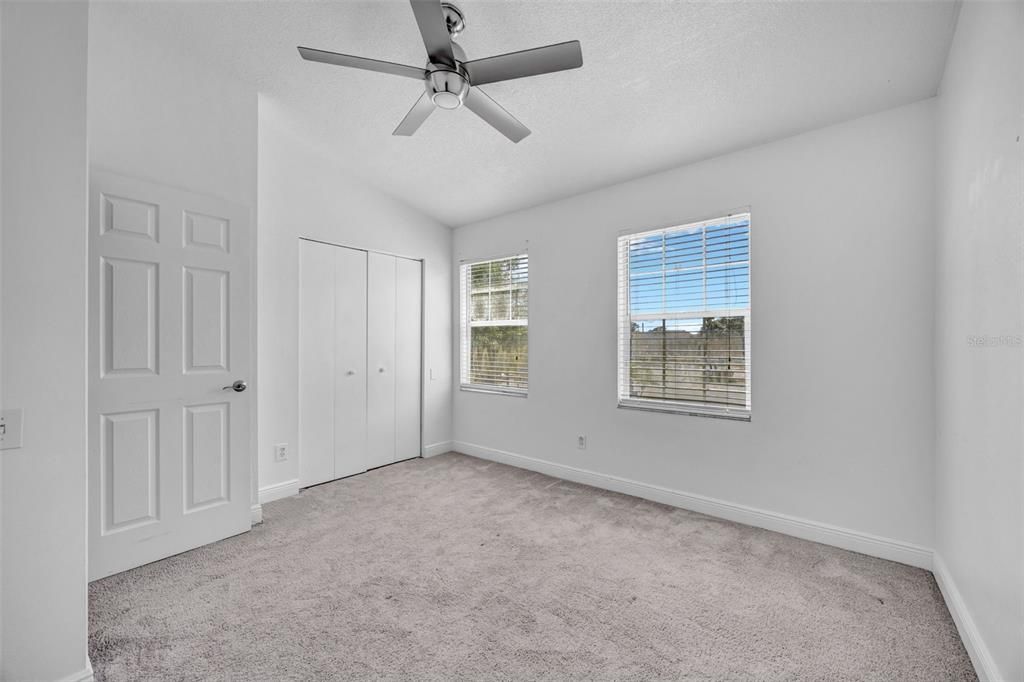 For Rent: $2,200 (2 beds, 1 baths, 1184 Square Feet)
