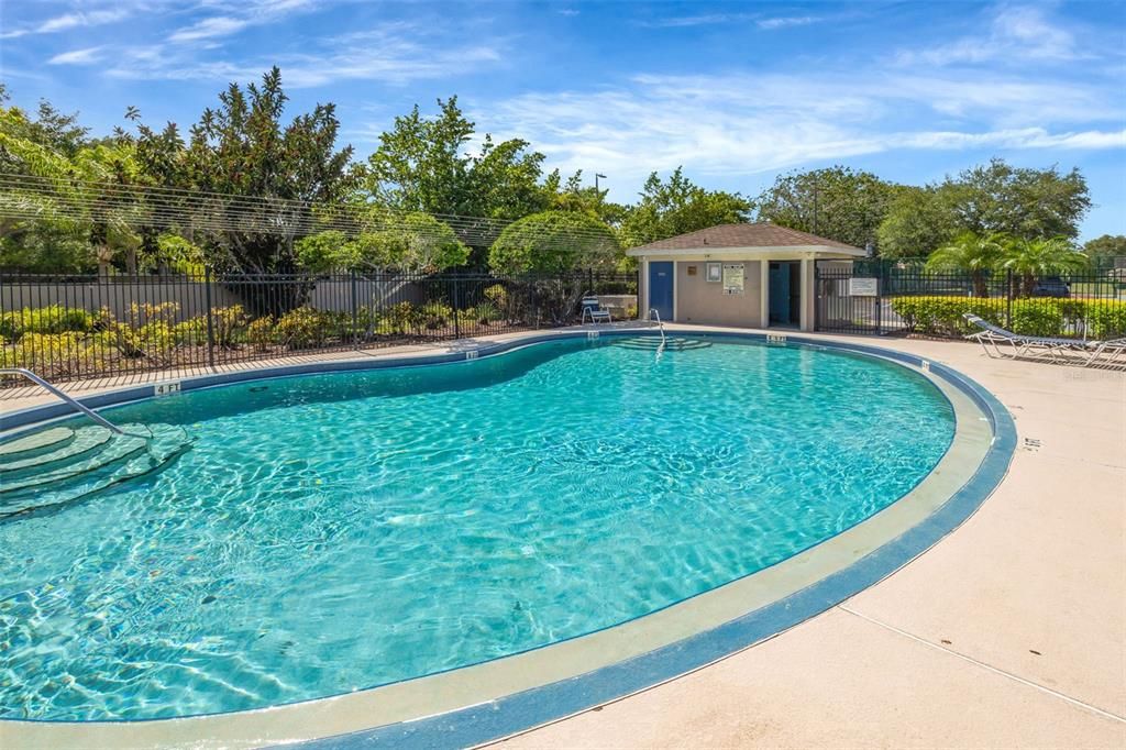 For Rent: $2,200 (2 beds, 1 baths, 1184 Square Feet)