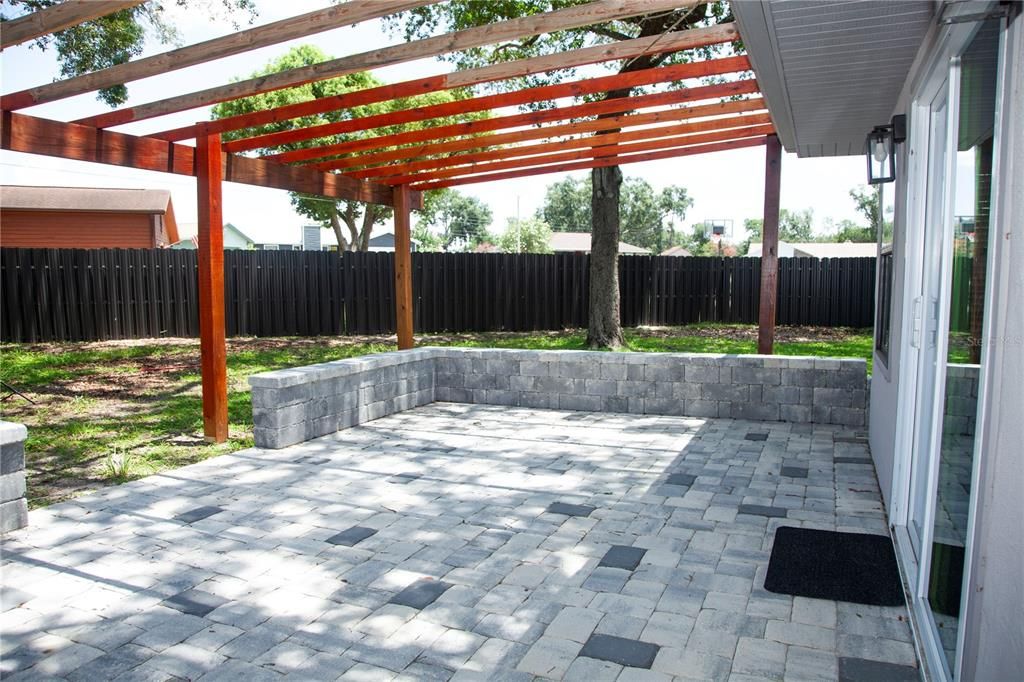 For Sale: $379,000 (3 beds, 2 baths, 1602 Square Feet)