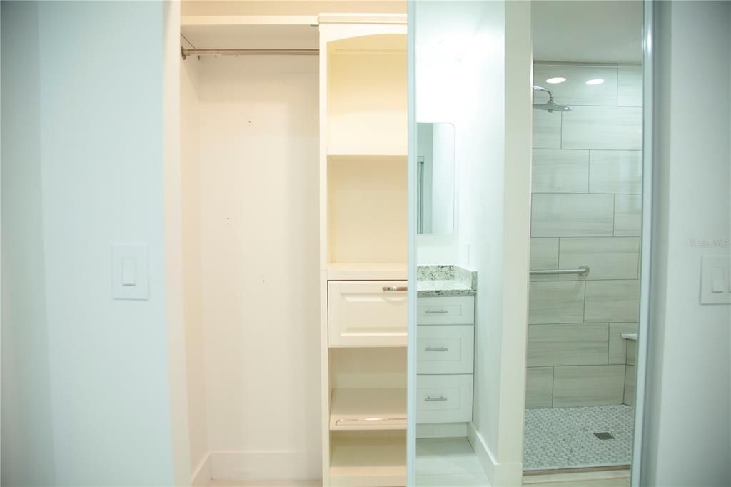For Sale: $379,000 (3 beds, 2 baths, 1602 Square Feet)