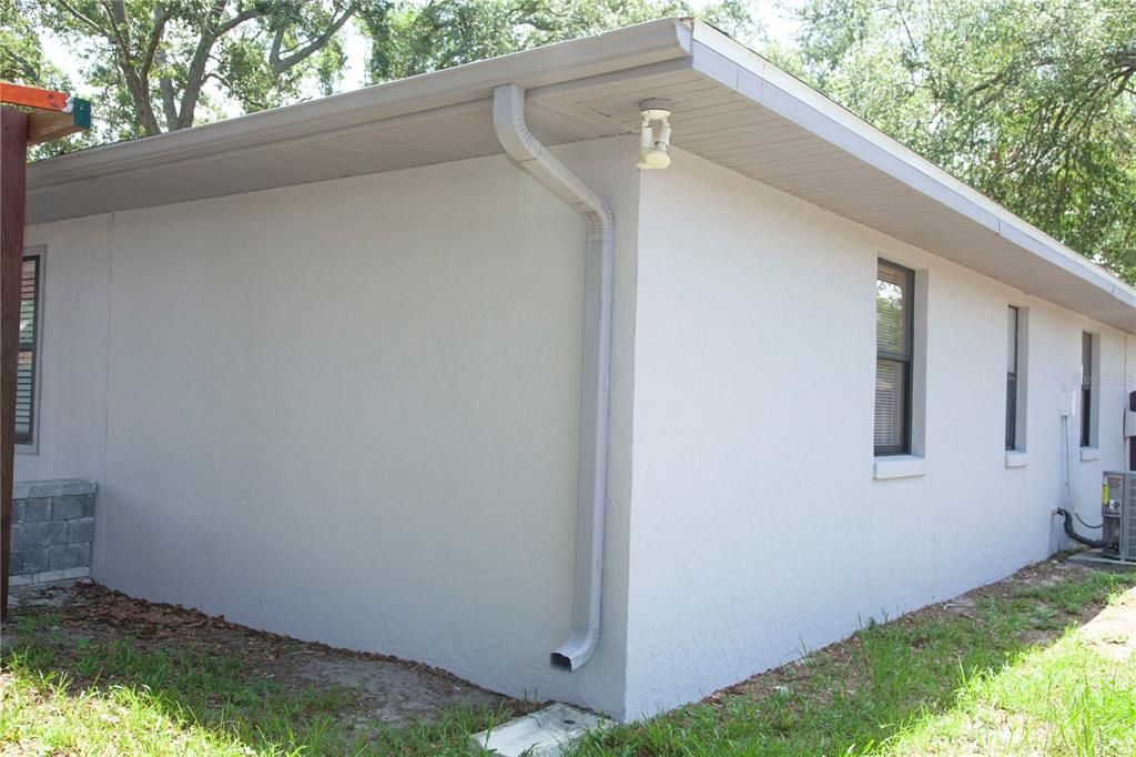 For Sale: $379,000 (3 beds, 2 baths, 1602 Square Feet)