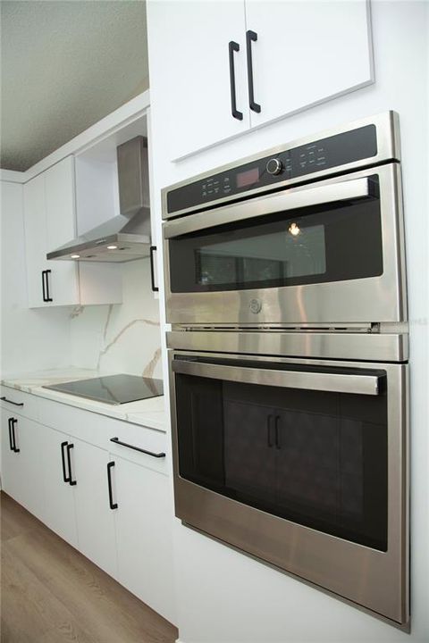 For Sale: $379,000 (3 beds, 2 baths, 1602 Square Feet)