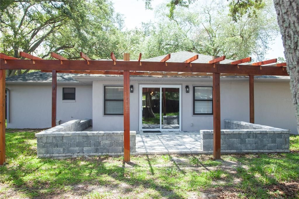 For Sale: $379,000 (3 beds, 2 baths, 1602 Square Feet)