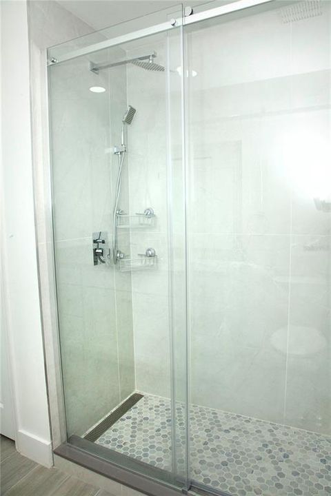 For Sale: $379,000 (3 beds, 2 baths, 1602 Square Feet)